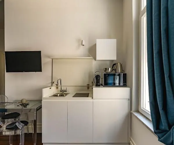 Ad Maiora Boutique