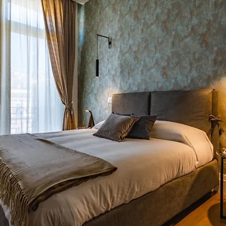 Ad Maiora Boutique 4* نابولي