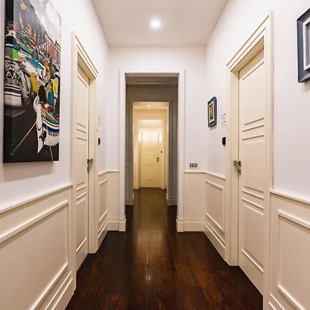 بيت ضيافة Ad Maiora Boutique نابولي