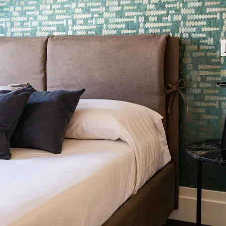 Ad Maiora Boutique نابولي